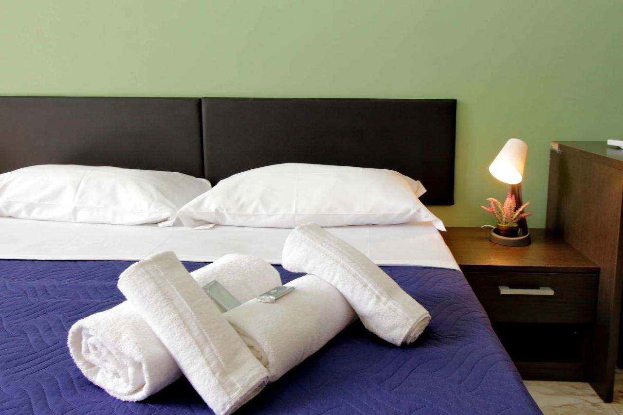 Lucky Stars Rooms Ρώμη Εξωτερικό φωτογραφία